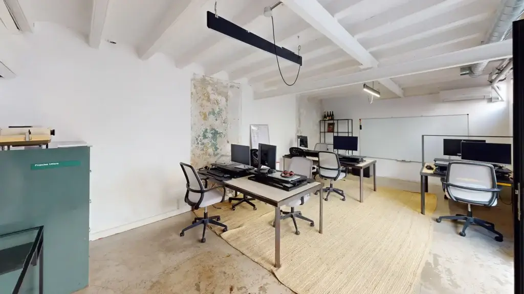 Despacho Las ventanas diputación409