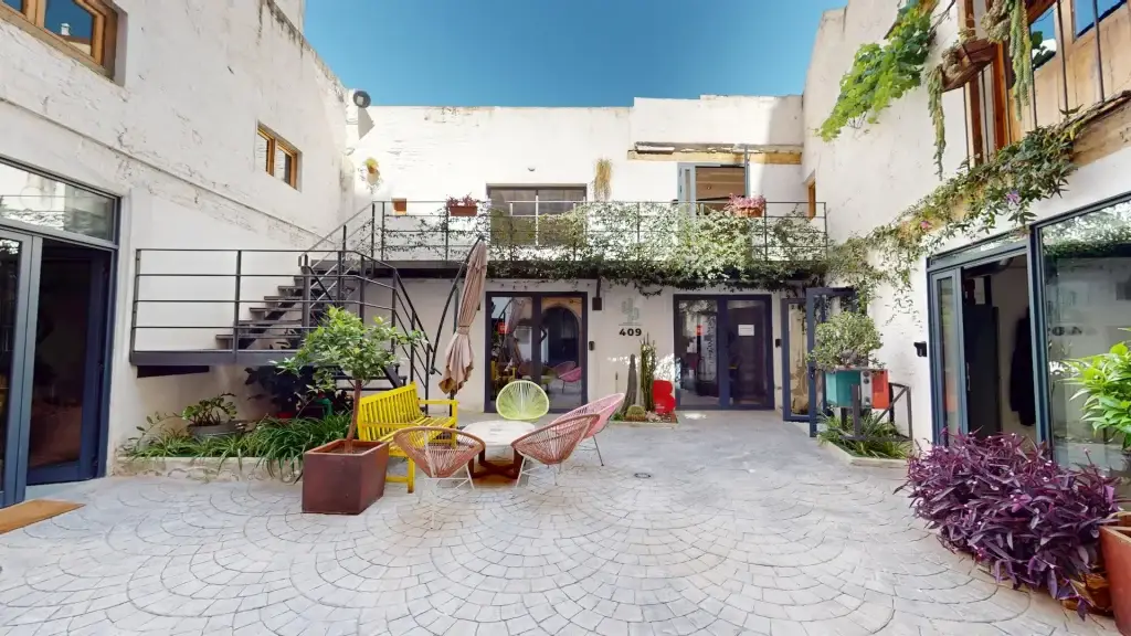 Patio1 diputación409